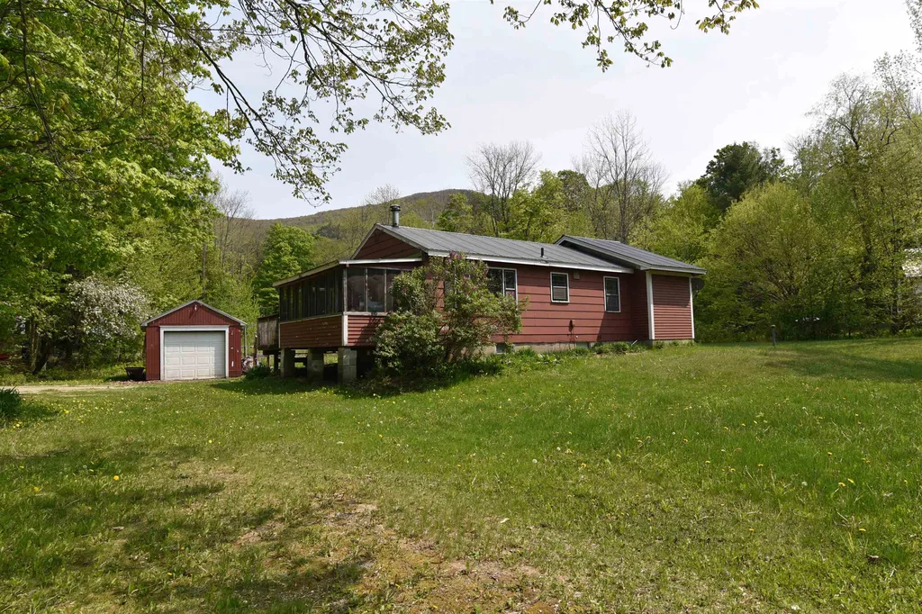 38 York Road Bolton VT 05465