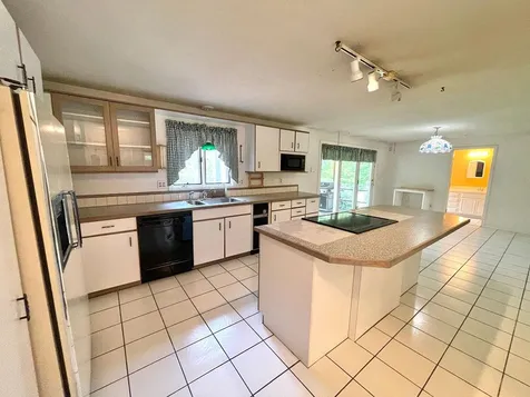 73 Tibbetts Hill Road Goffstown NH 03045
