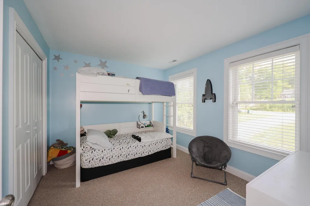 30 Daylily Lane New Boston NH 03070