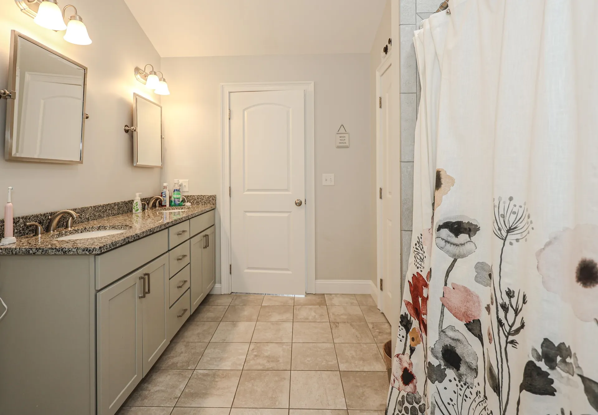 30 Daylily Lane New Boston NH 03070