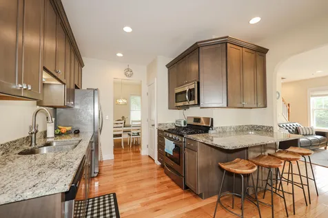 30 Daylily Lane New Boston NH 03070