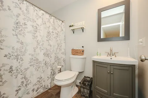 30 Daylily Lane New Boston NH 03070