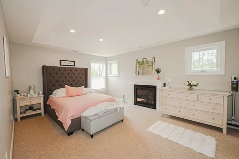 30 Daylily Lane New Boston NH 03070