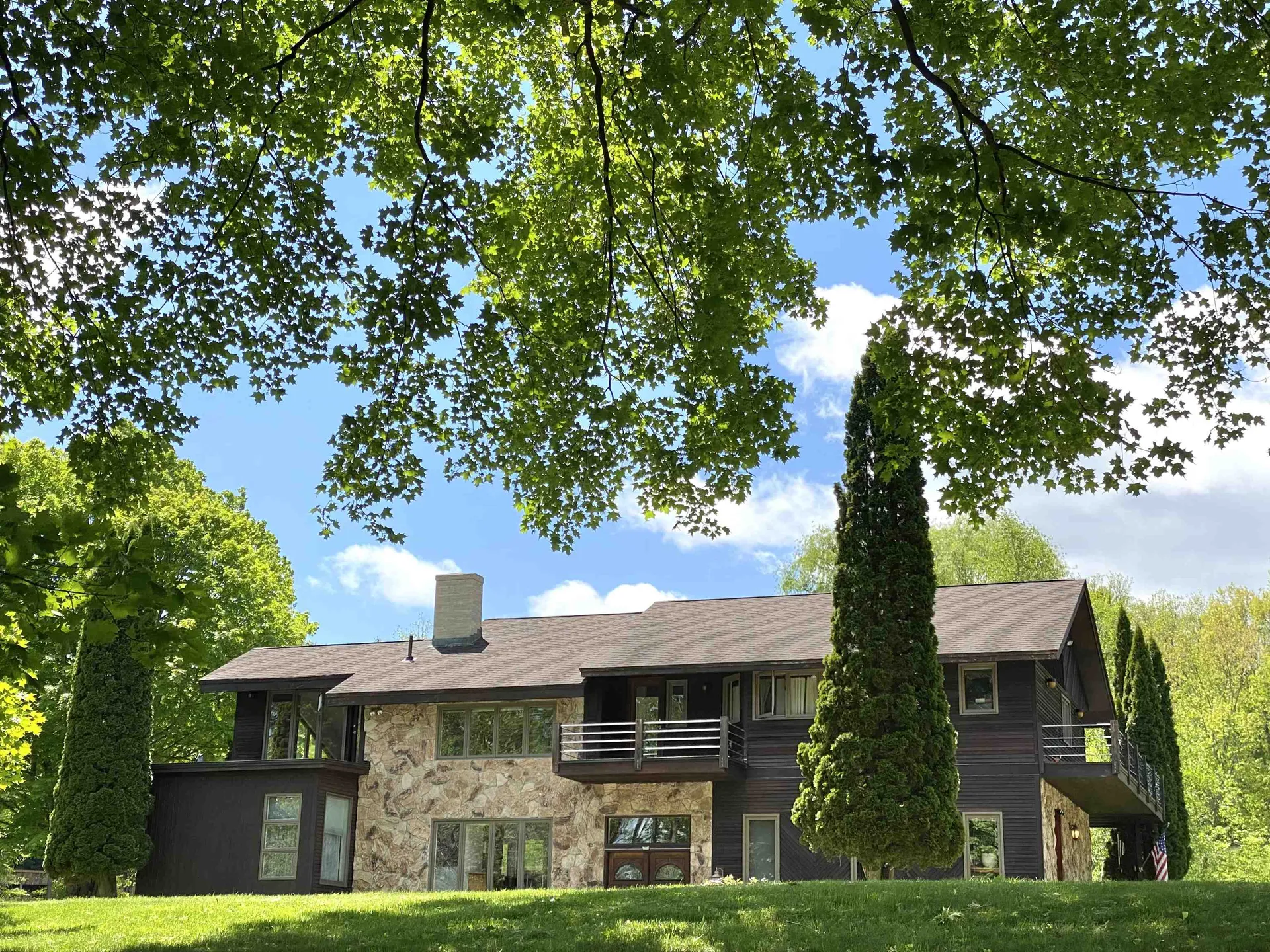 396 East Orchard Street Brattleboro VT 05301