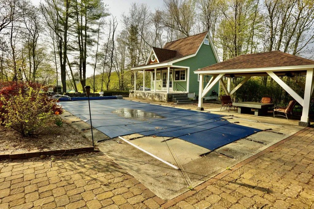 104 Chesley Hill Road Rochester NH 03839