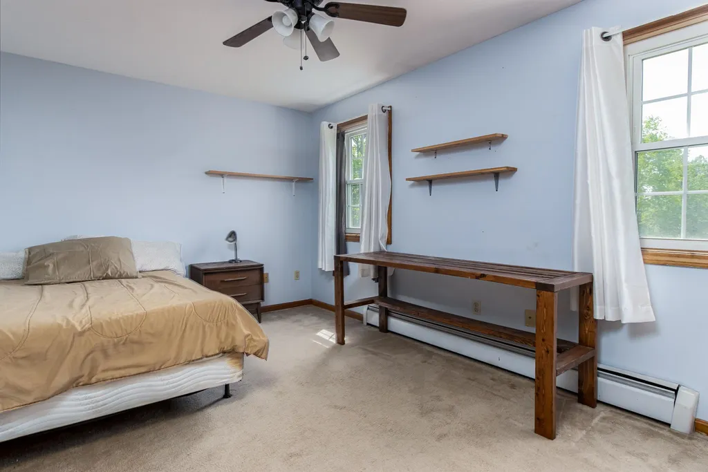 59 Deering Center Road Weare NH 03281
