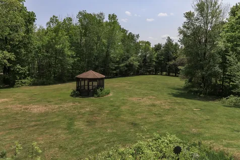 59 Deering Center Road Weare NH 03281