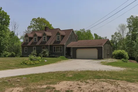 59 Deering Center Road Weare NH 03281