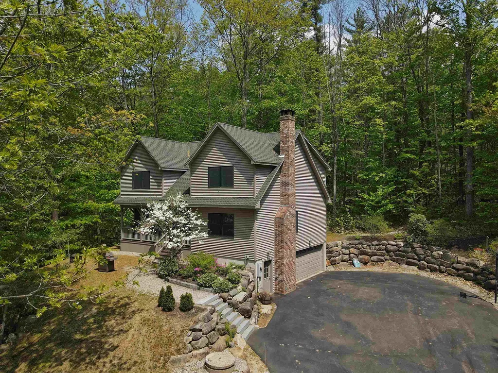 7 Merrillwood Drive Holderness NH 03245