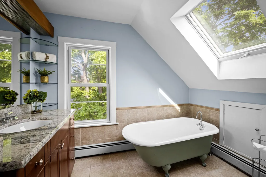 78 Lawrence Street Portsmouth NH 03801