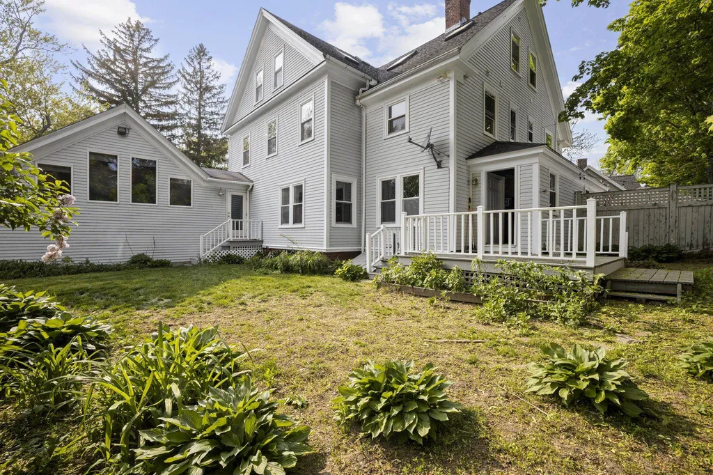 78 Lawrence Street Portsmouth NH 03801