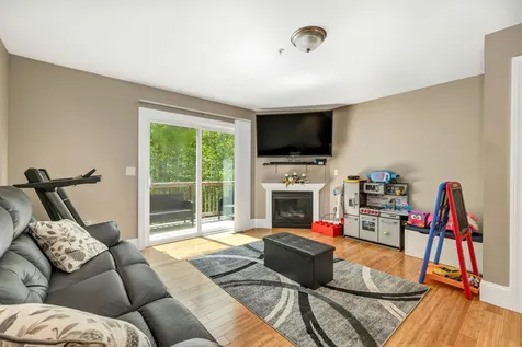 58 Breckenridge Way Laconia NH 03246