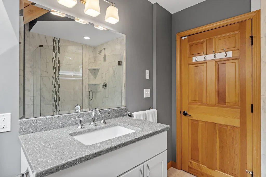 26 Turtleback Road Sunapee NH 03782