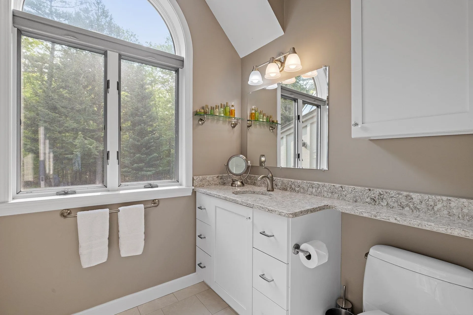 26 Turtleback Road Sunapee NH 03782