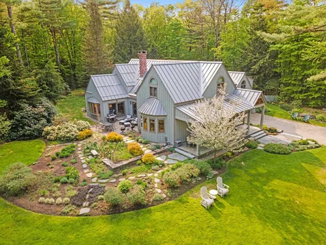 26 Turtleback Road Sunapee NH 03782