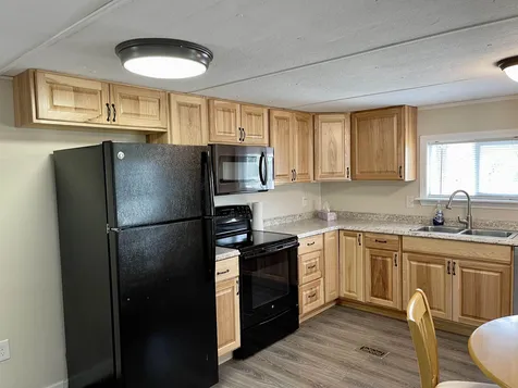 15 Trade Wind Lane Rochester NH 03867