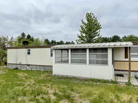 15 Trade Wind Lane Rochester NH 03867
