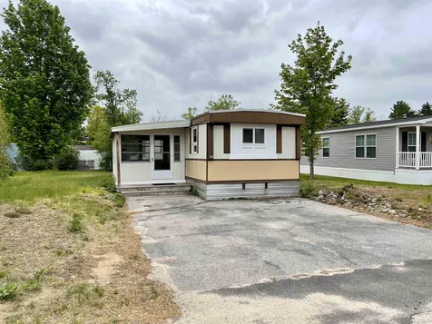 15 Trade Wind Lane Rochester NH 03867