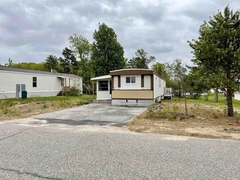 15 Trade Wind Lane Rochester NH 03867