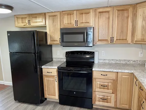 15 Trade Wind Lane Rochester NH 03867
