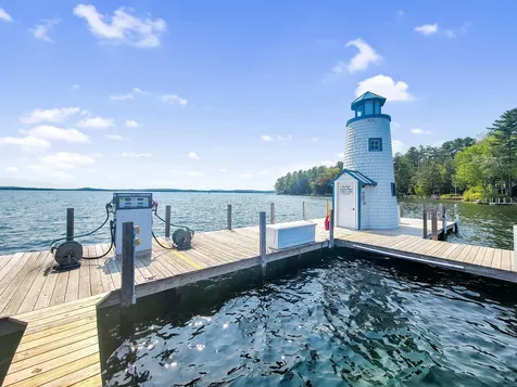 16 Long Island Road Moultonborough NH 03254