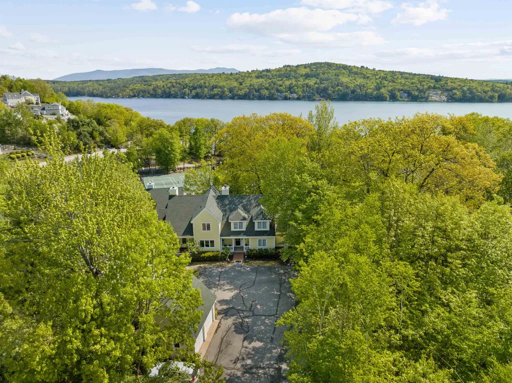 14 Rocky Point Lane Meredith NH 03253