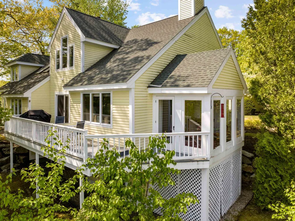 14 Rocky Point Lane Meredith NH 03253