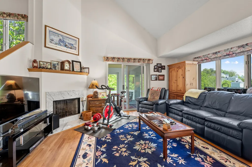 14 Rocky Point Lane Meredith NH 03253