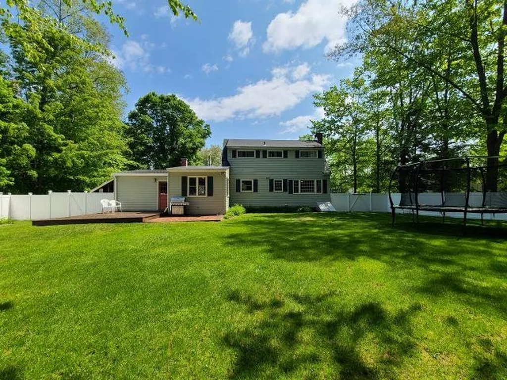 38 Ward Circle Keene NH 03431
