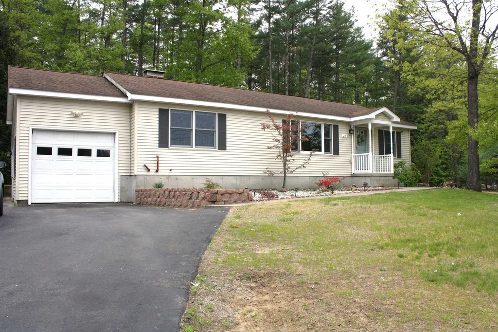 25 Fox Run Road Hinsdale NH 03451