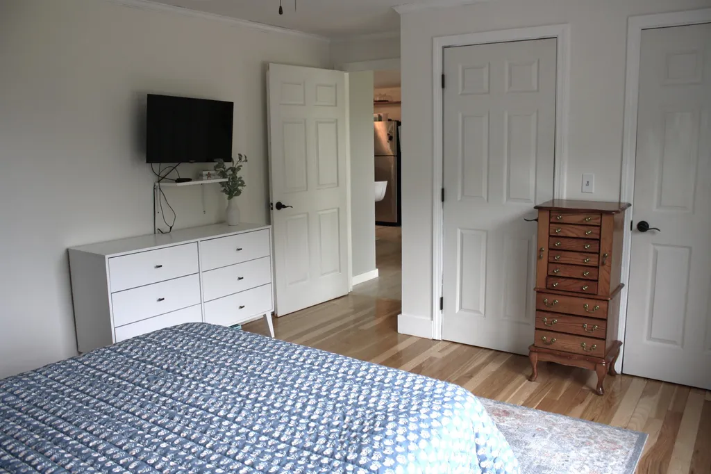 25 Fox Run Road Hinsdale NH 03451