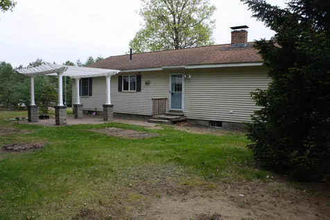25 Fox Run Road Hinsdale NH 03451