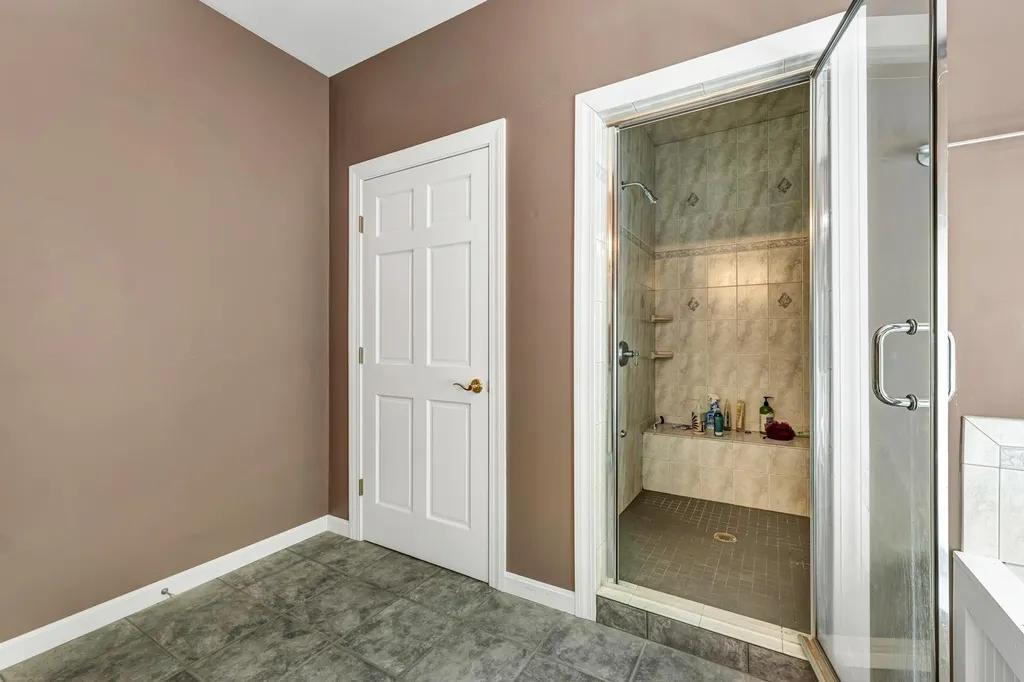 47 Dame Road Tuftonboro NH 03816