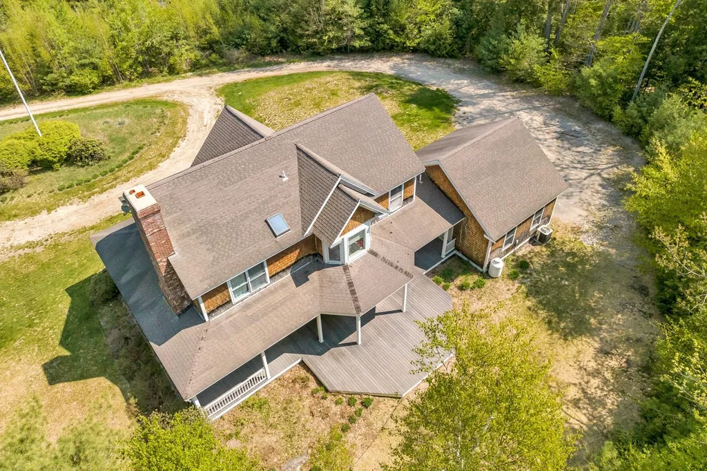 47 Dame Road Tuftonboro NH 03816