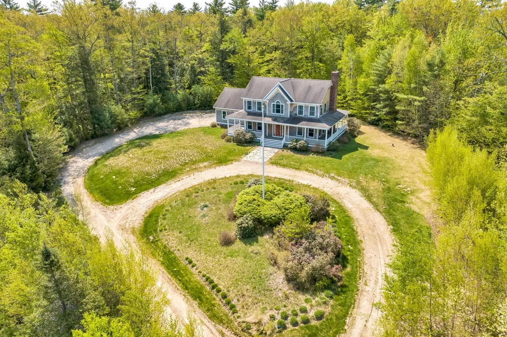 47 Dame Road Tuftonboro NH 03816