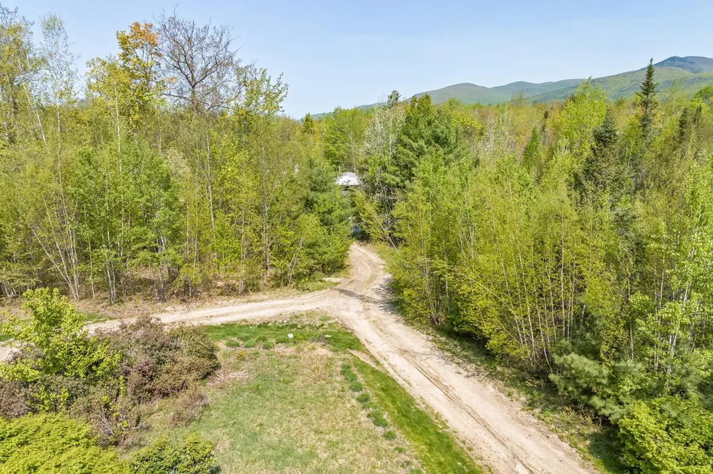 47 Dame Road Tuftonboro NH 03816