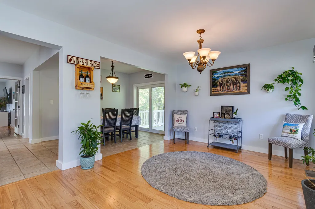 73 Crest Drive Somersworth NH 03878