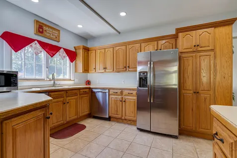 73 Crest Drive Somersworth NH 03878
