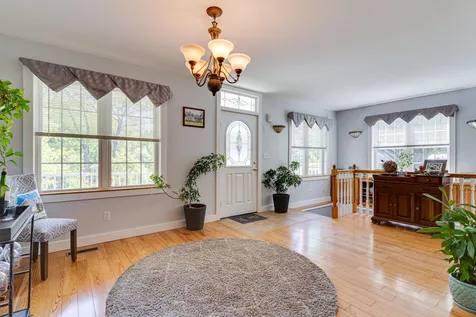 73 Crest Drive Somersworth NH 03878