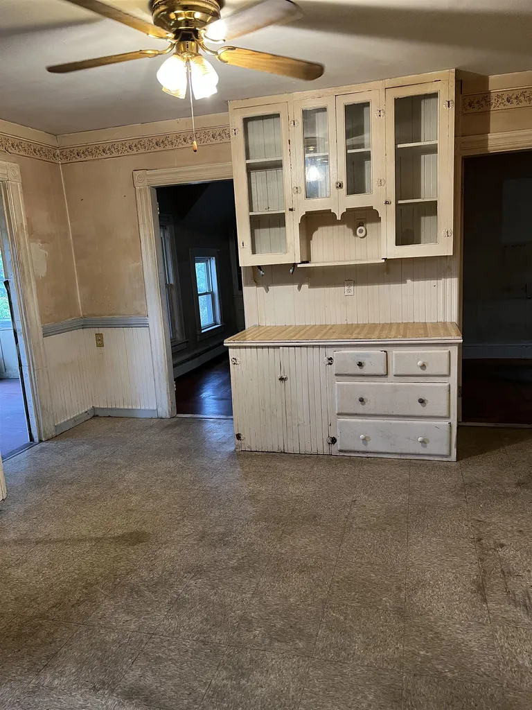 42 Lingard Street Manchester NH 03103