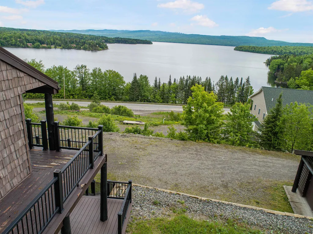 32 Maple Mountain Road Pittsburg NH 03592