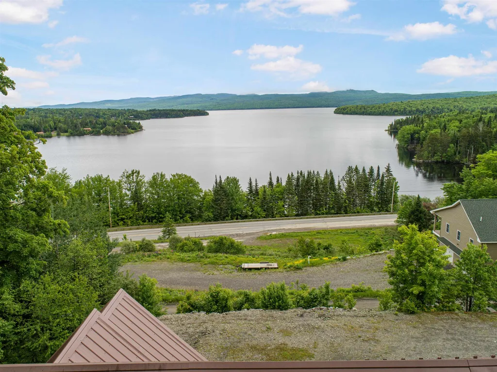 32 Maple Mountain Road Pittsburg NH 03592
