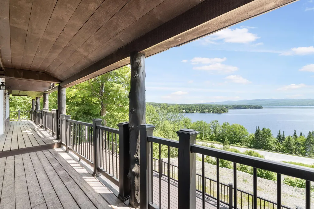 32 Maple Mountain Road Pittsburg NH 03592