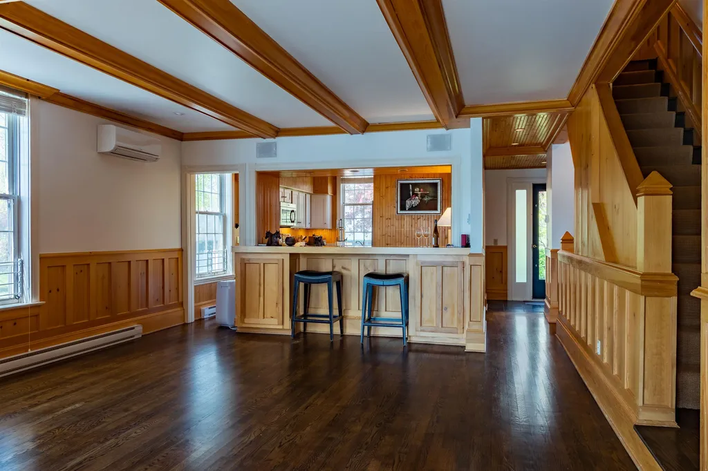 3416 Harbor Road Shelburne VT 05482