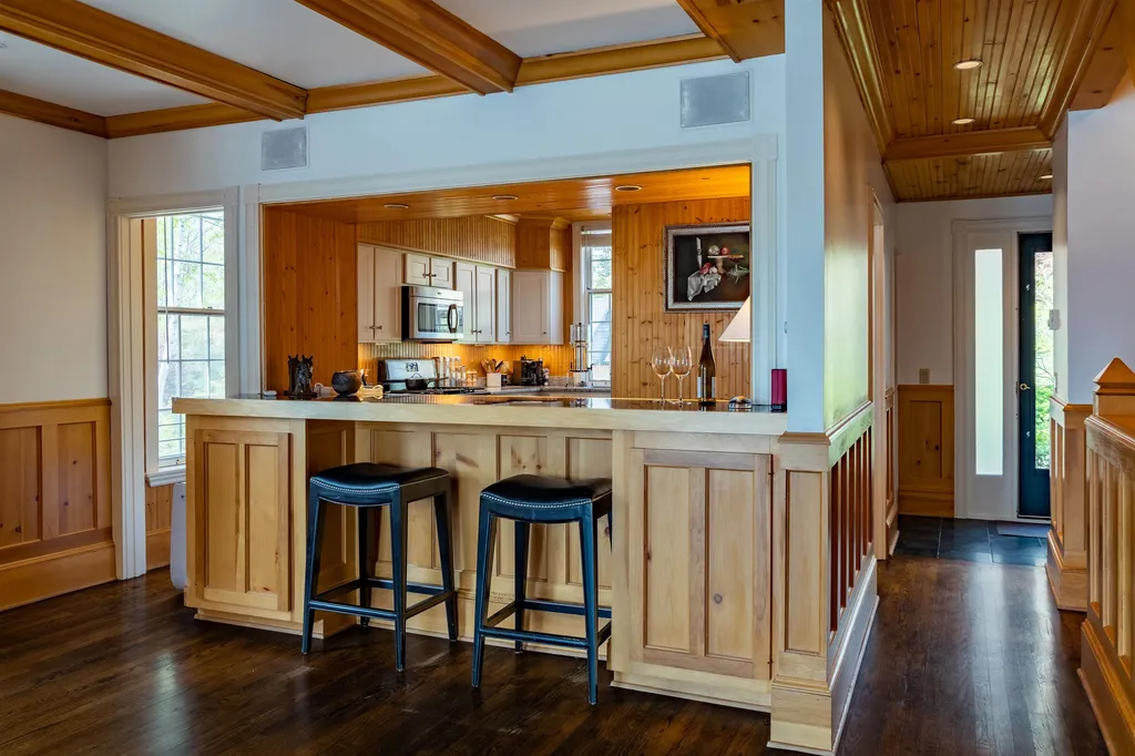 3416 Harbor Road Shelburne VT 05482