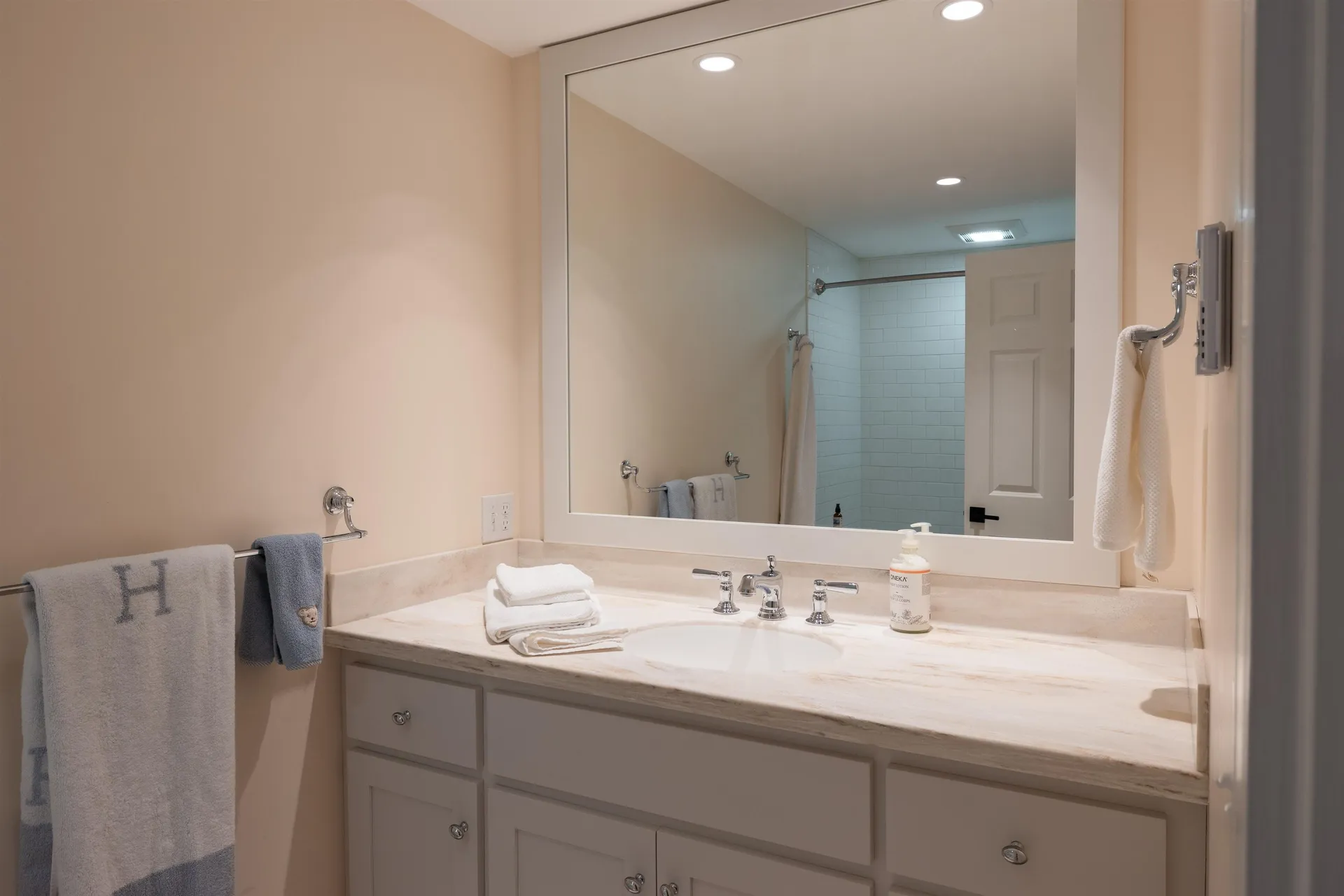 3416 Harbor Road Shelburne VT 05482