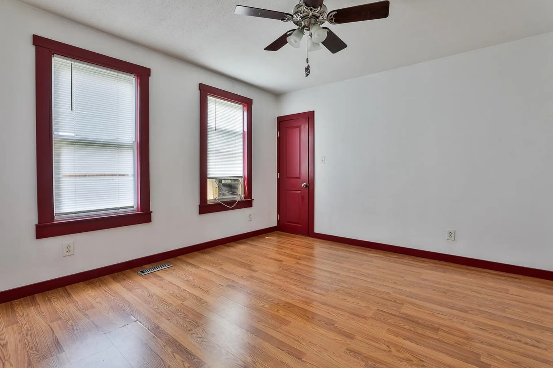 131 Lake Street Nashua NH 03060