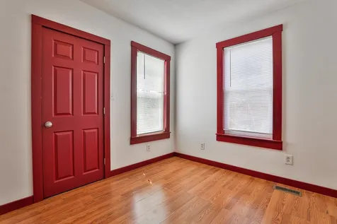 131 Lake Street Nashua NH 03060
