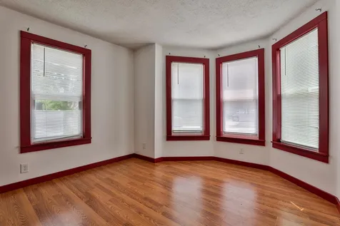 131 Lake Street Nashua NH 03060