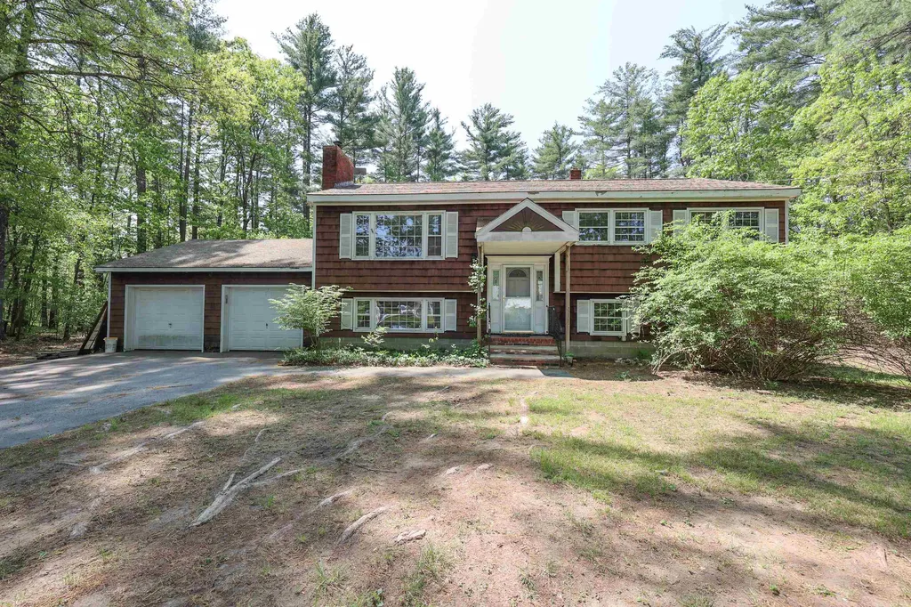 12 Patricia Street Windham NH 03087
